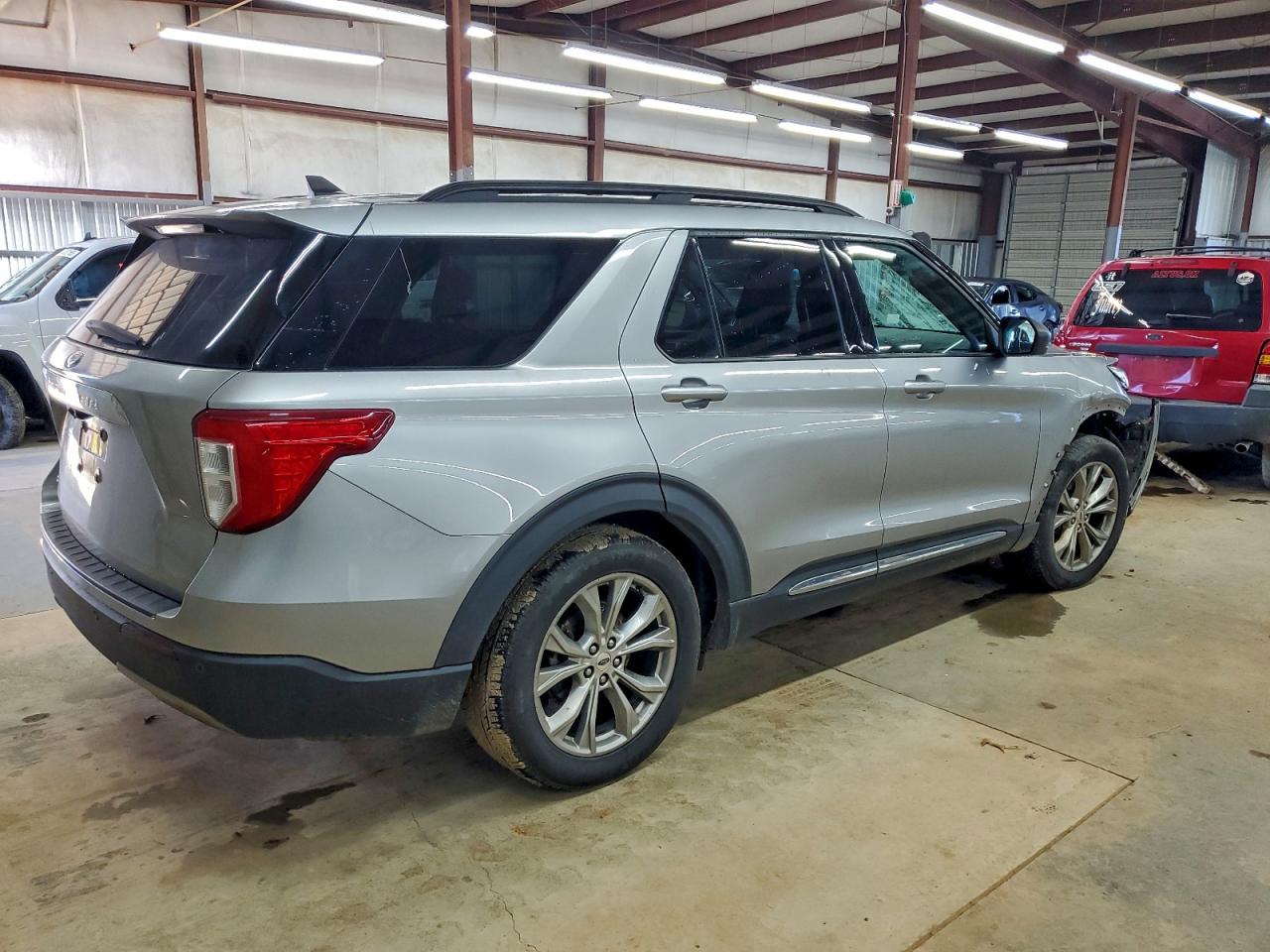Ford Explorer Xlt Image 13