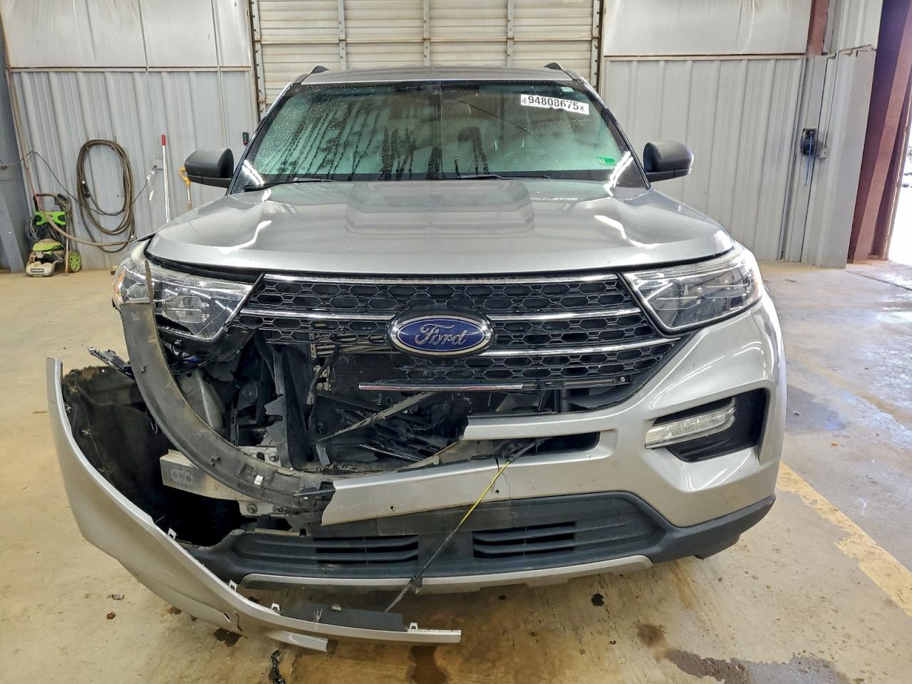 Ford Explorer Xlt Image 5