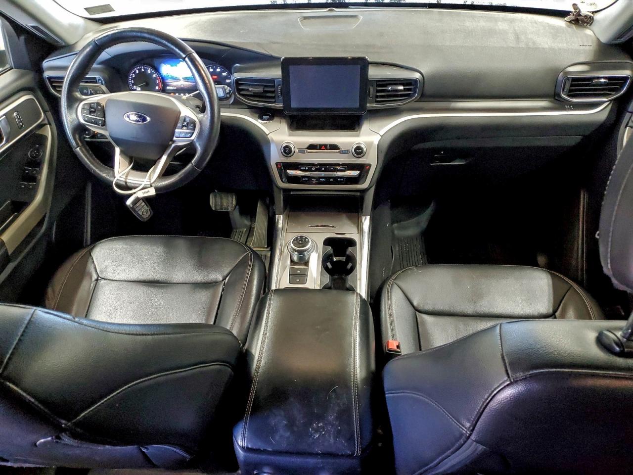 Ford Explorer Xlt Image 8