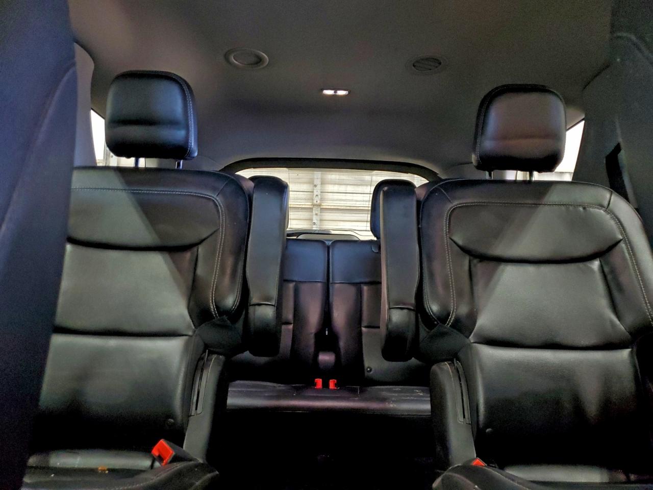 Ford Explorer Xlt Image 11