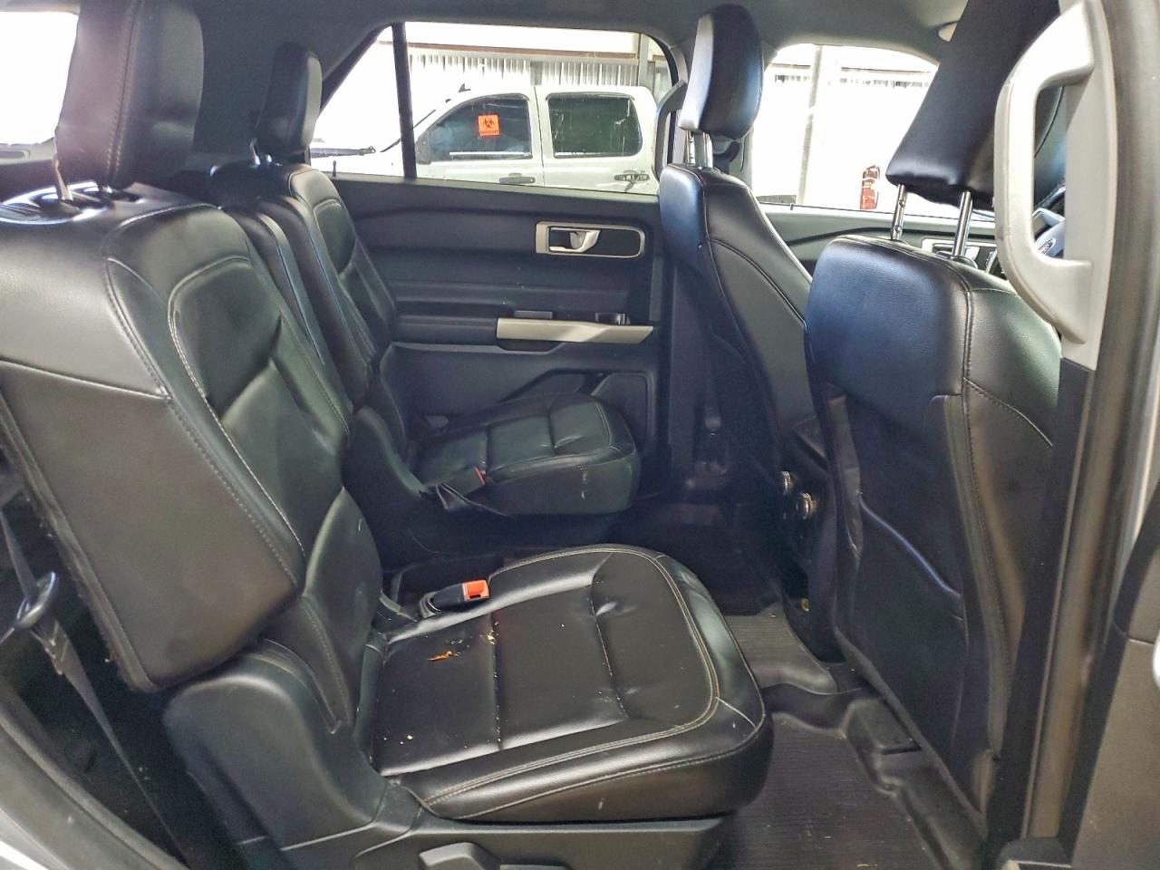 Ford Explorer Xlt Image 10