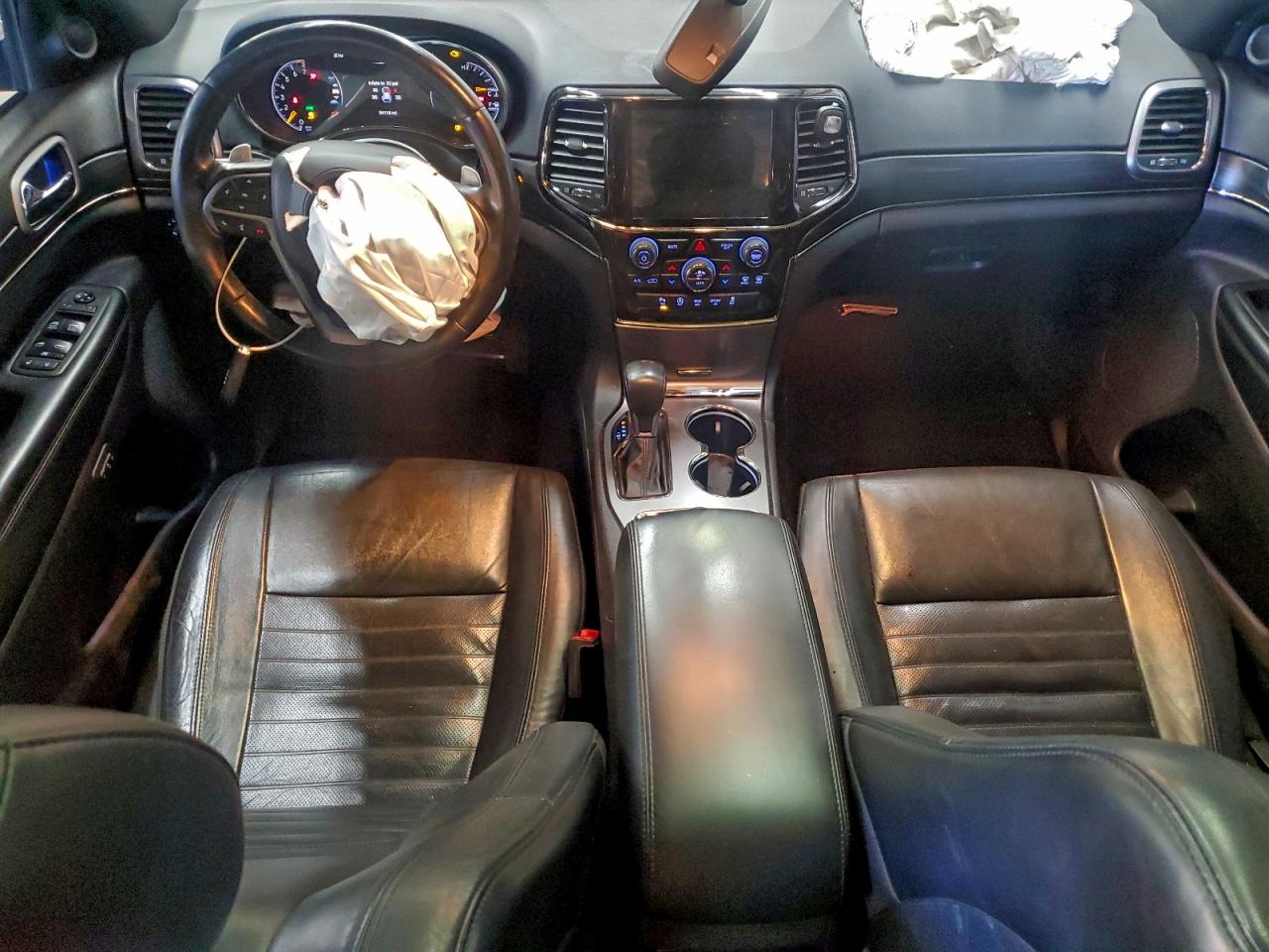 Jeep Grand Cherokee Limited Image 12