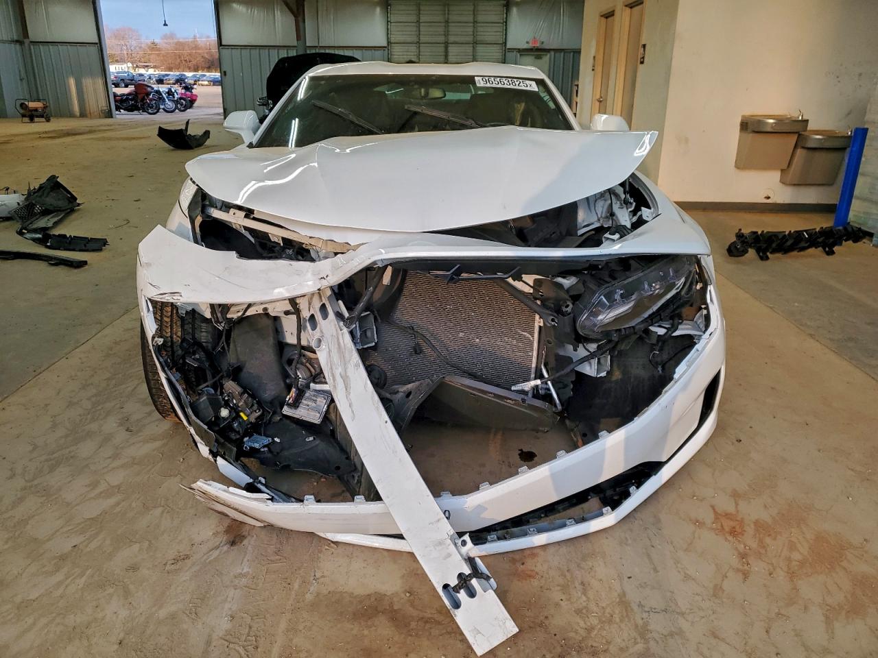 Chevrolet Camaro Ls Image 2