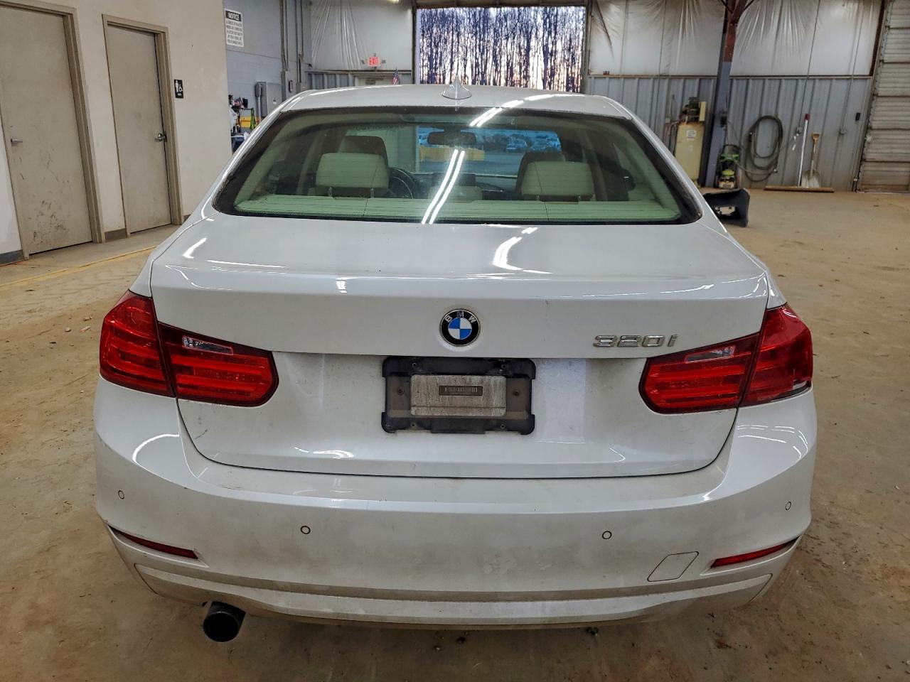 BMW 3 Series I Image 3