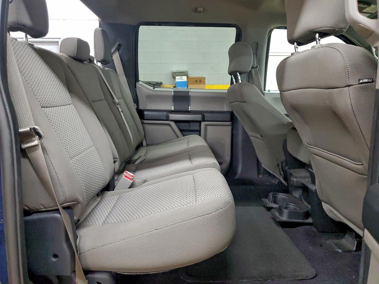 Ford F-150 Supercrew Image 12