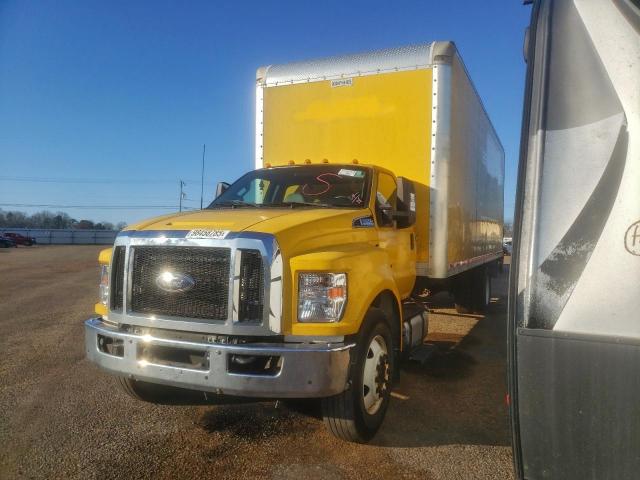 Ford F-650 Super Duty Image 4