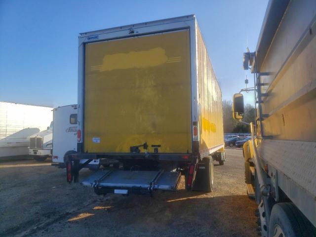 Ford F-650 Super Duty Image 3