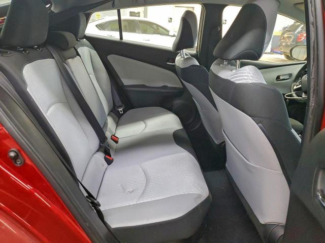 Toyota Prius Image 10