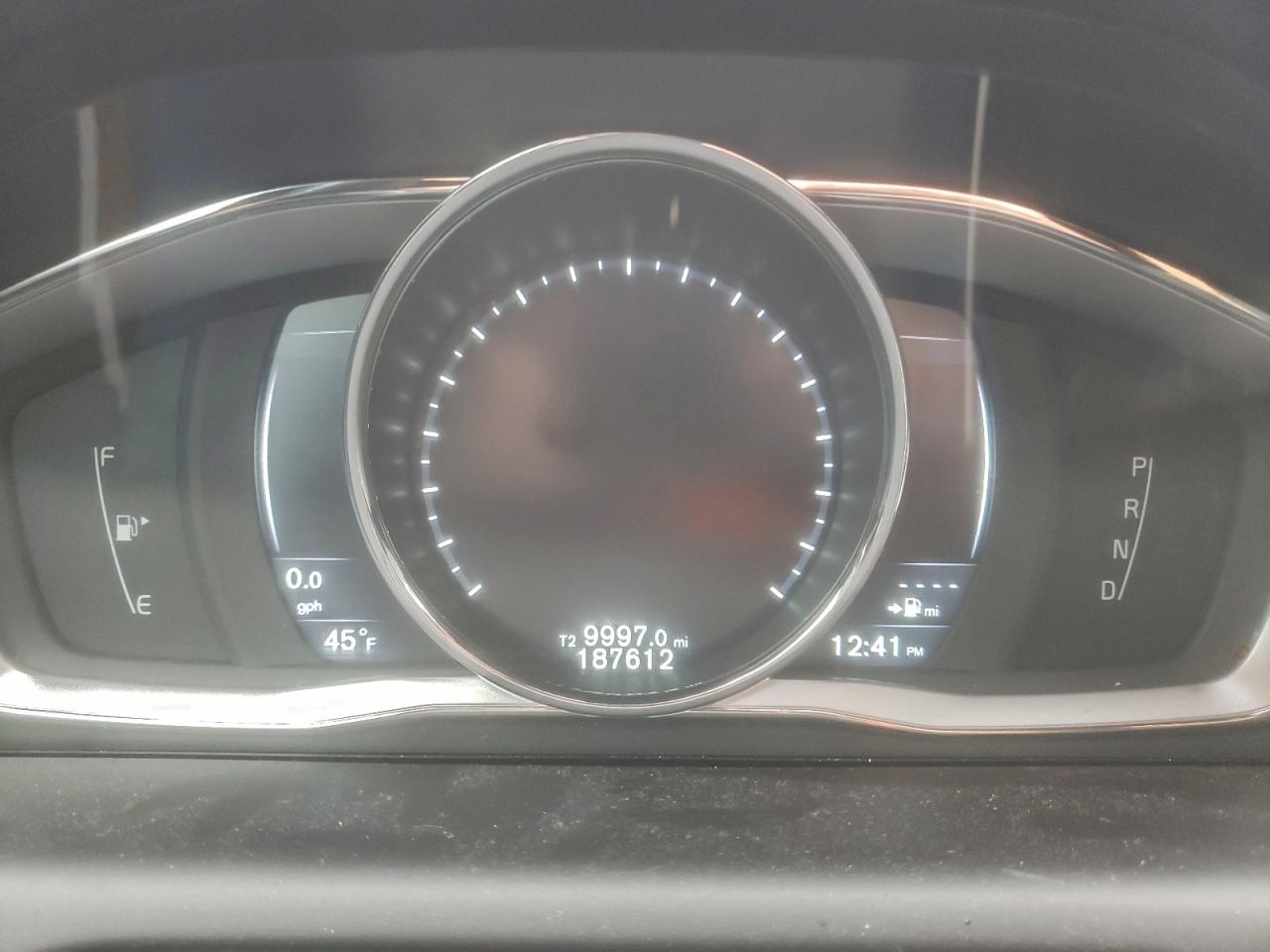 Volvo XC60 T6 Platinum Image 4