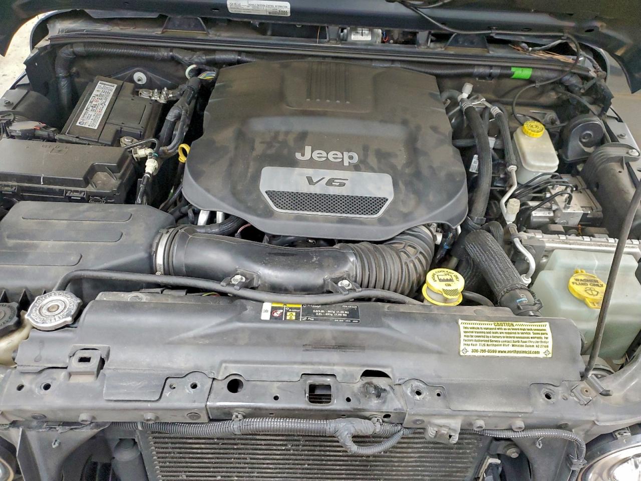 Jeep Wrangler Sahara Image 9