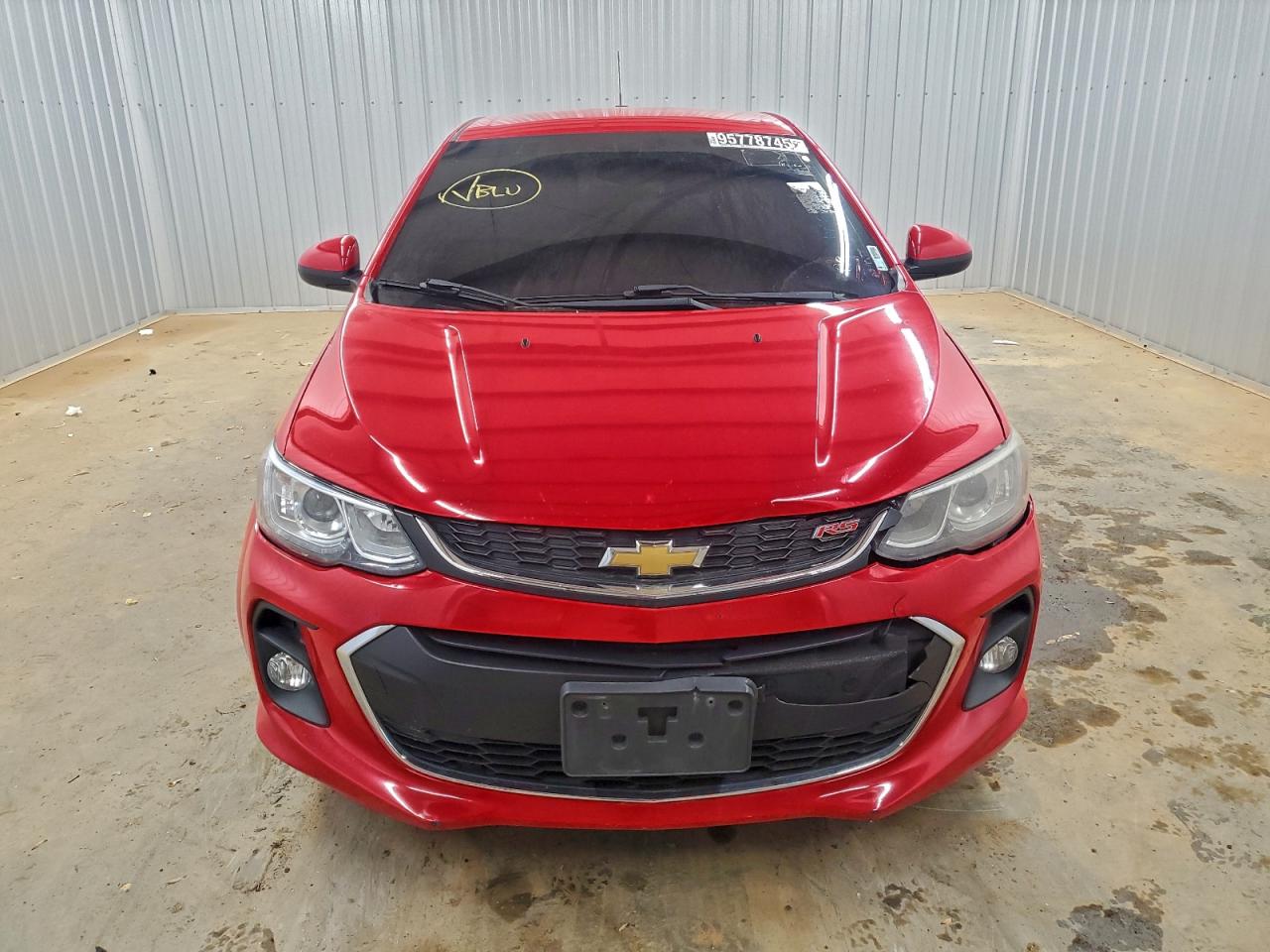 Chevrolet Sonic Lt Image 3