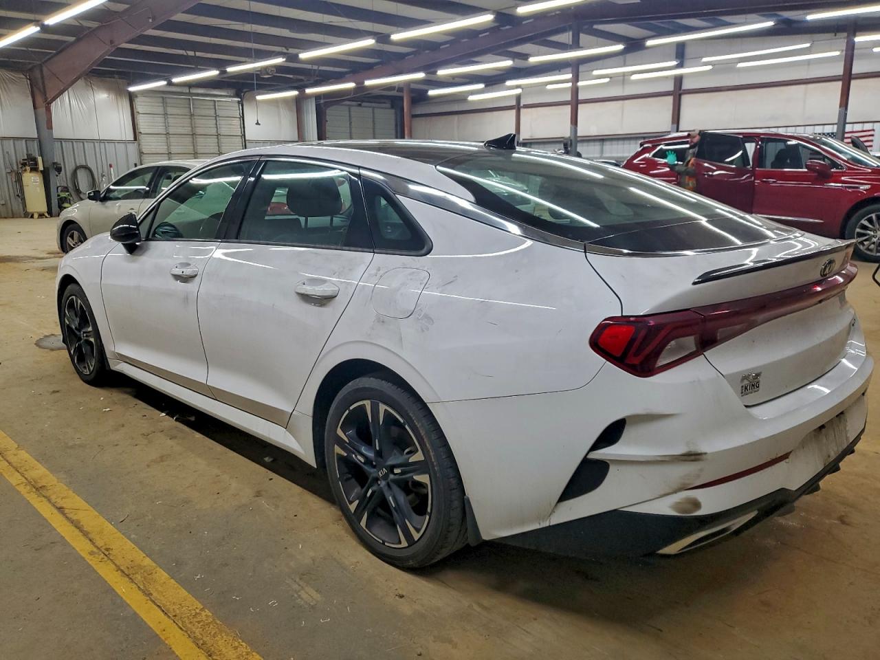 Kia K5 Gt Line Image 2