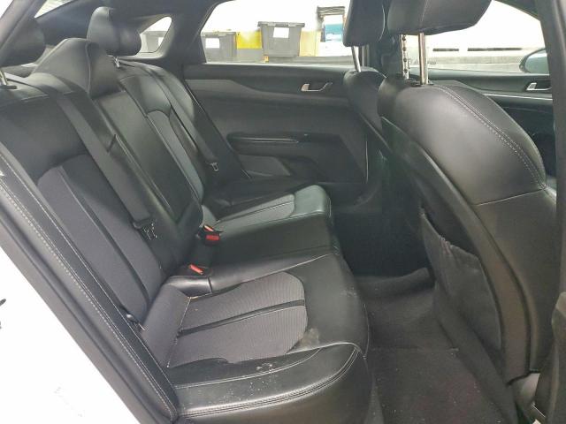 Kia K5 Gt Line Image 8