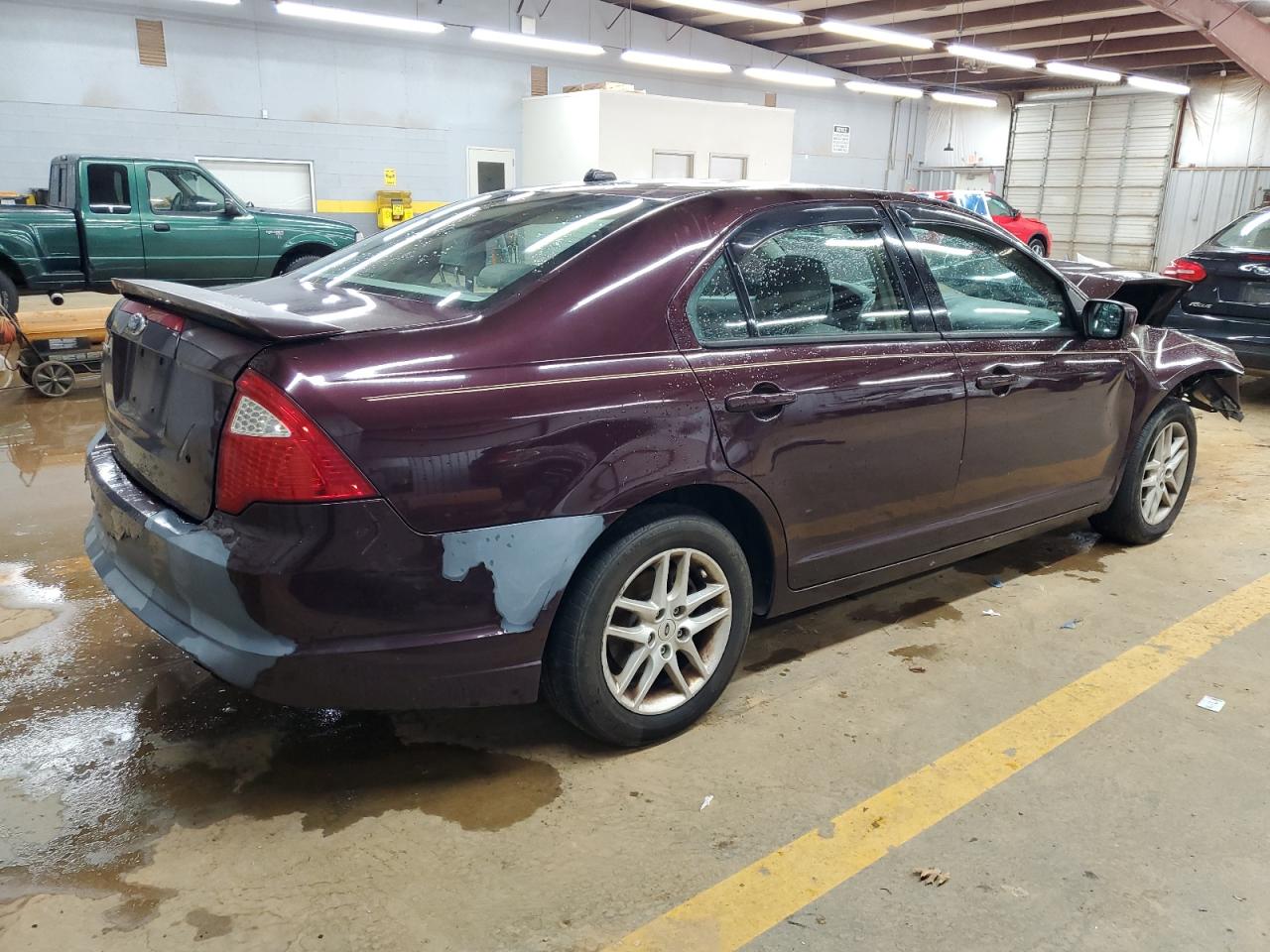 Ford Fusion S Image 3