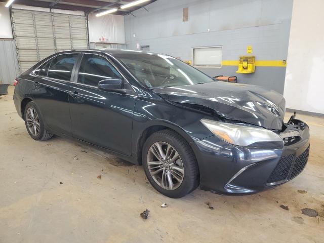 Toyota Camry Le Image 8