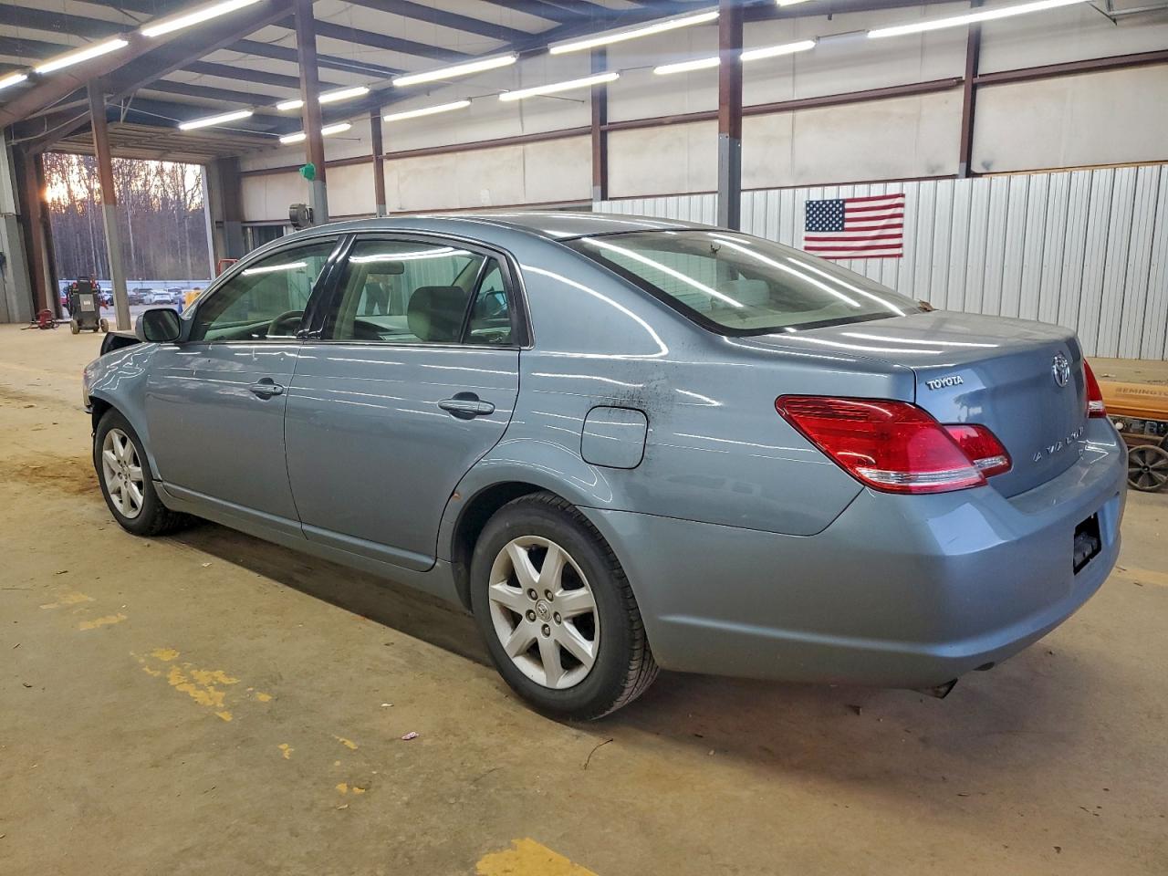 Toyota Avalon Xl Image 9