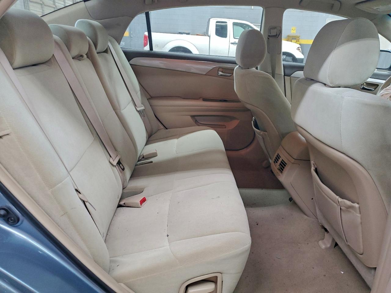 Toyota Avalon Xl Image 3