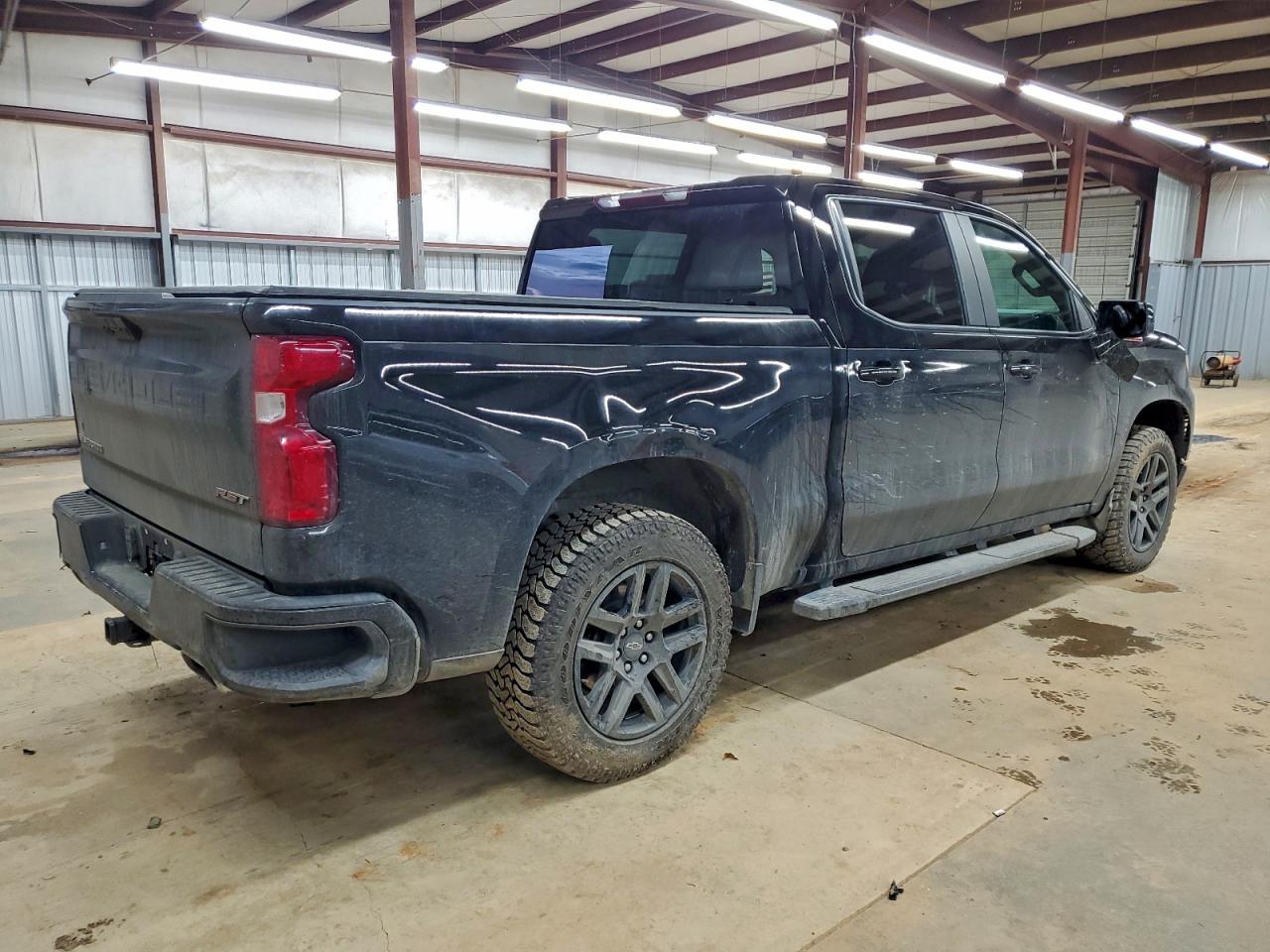 Chevrolet Silverado K1500 Rst Image 3