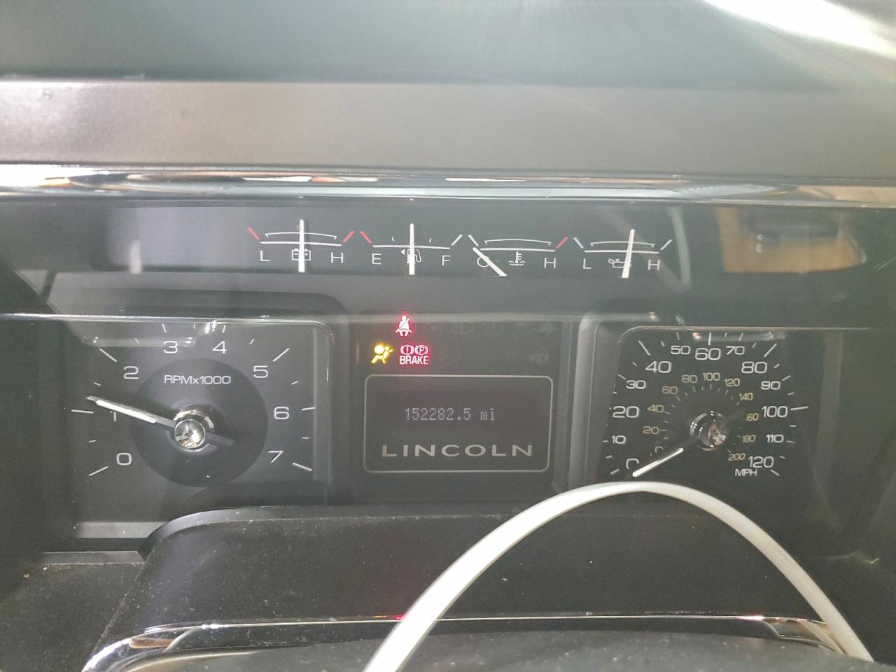 Lincoln Navigator Image 5