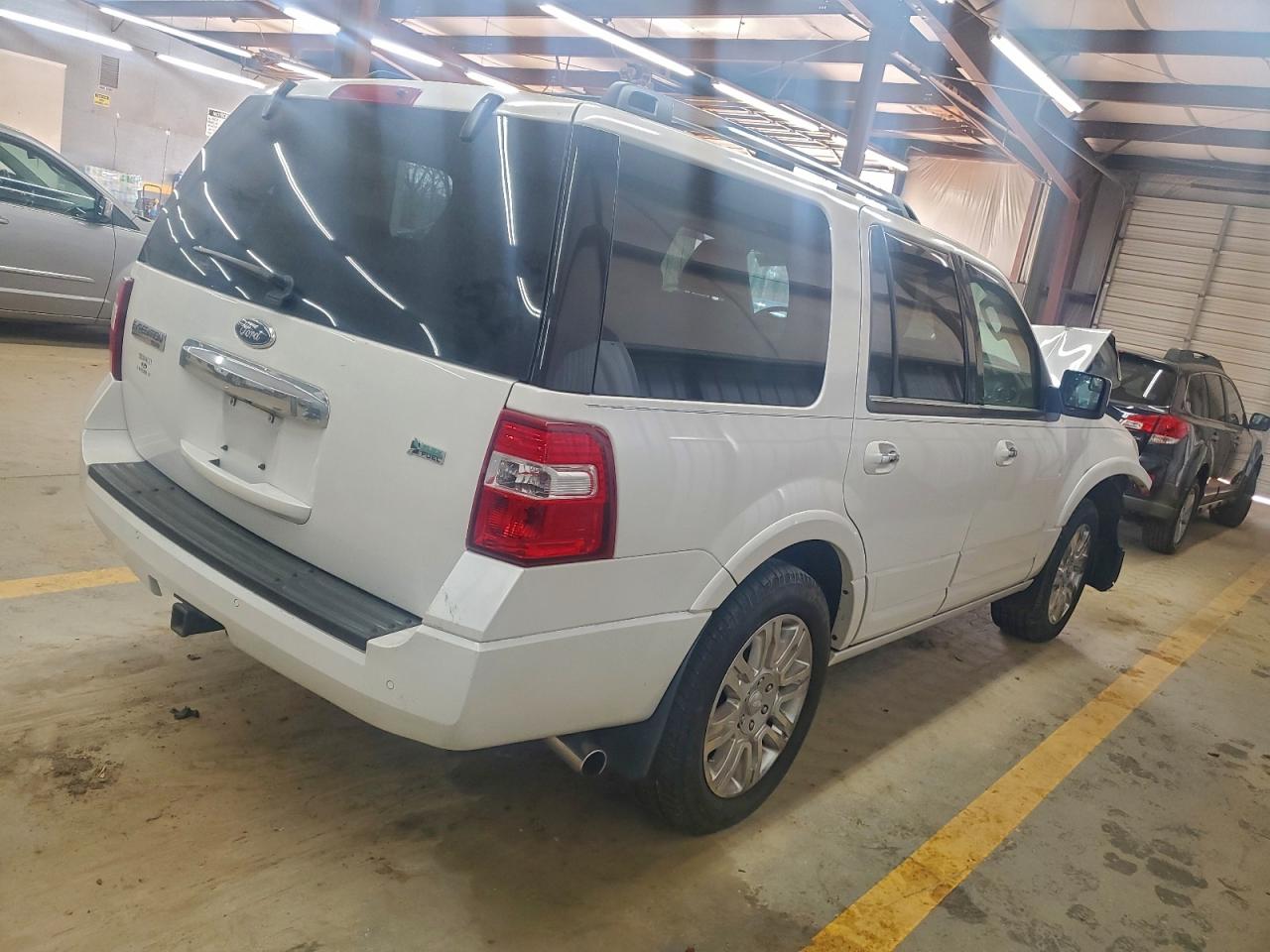 Ford Expedition Limited Image 13