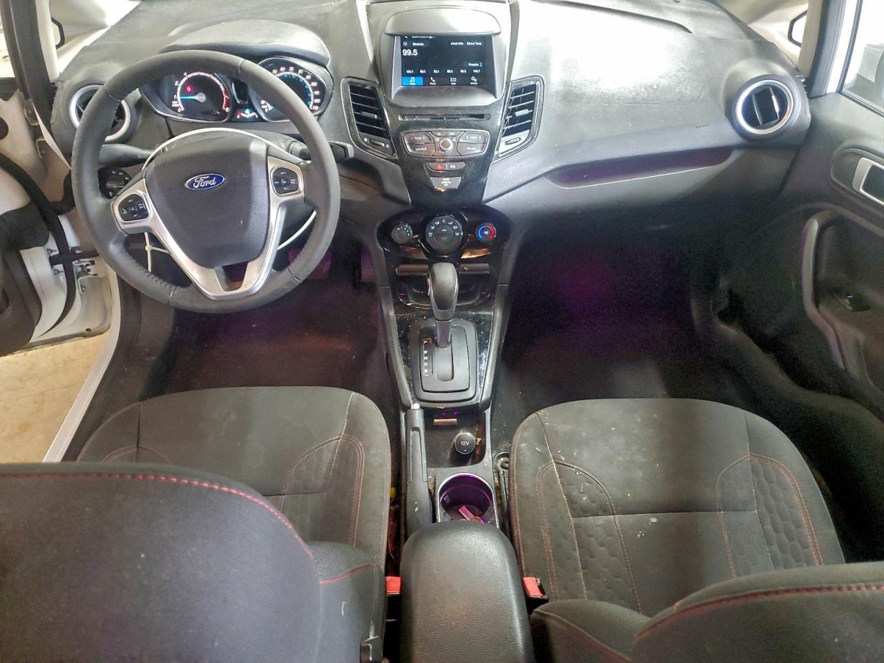 Ford Fiesta Se Image 7