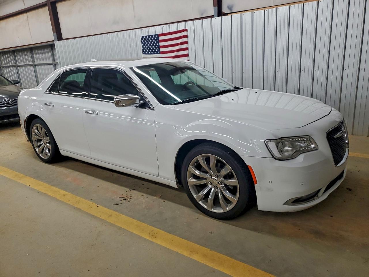 Chrysler 300 Image 5