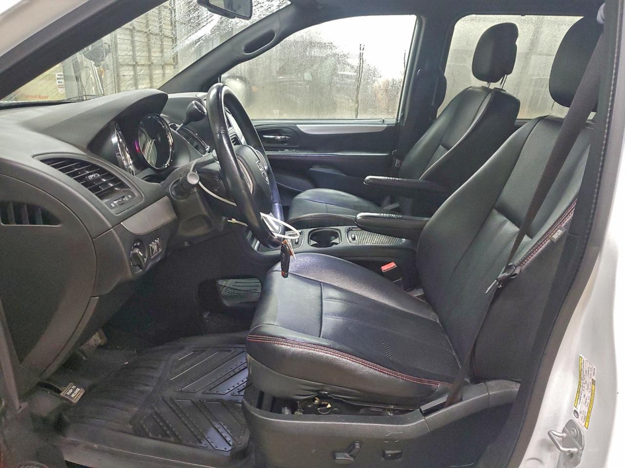 Dodge Caravan Gt Image 13