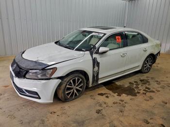  Salvage Volkswagen Passat