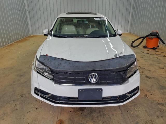 Volkswagen Passat Se Image 4