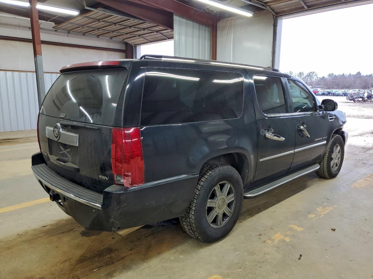 Cadillac Escalade Esv Image 5