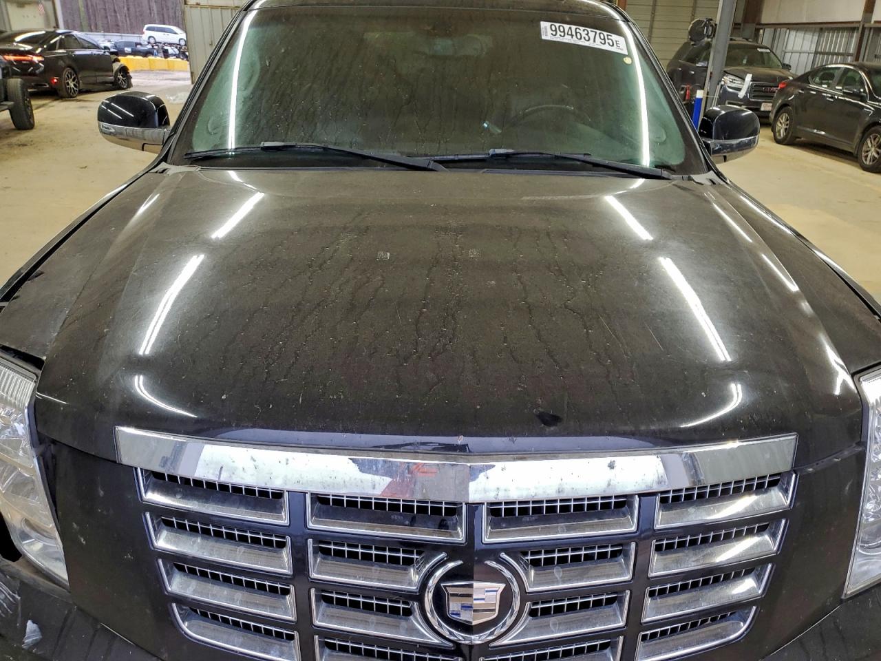 Cadillac Escalade Esv Image 12