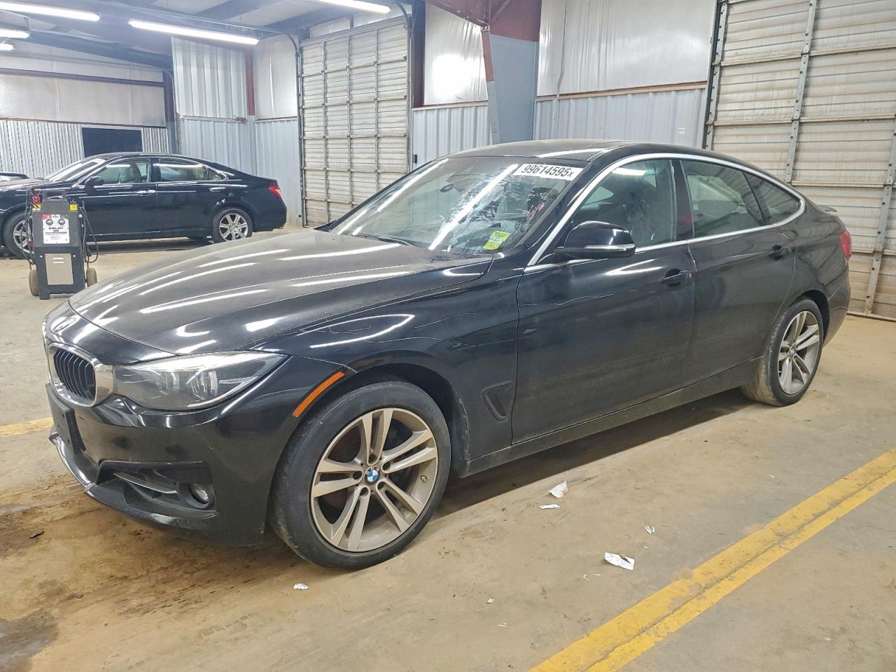 BMW 3 Series Xigt Image 1