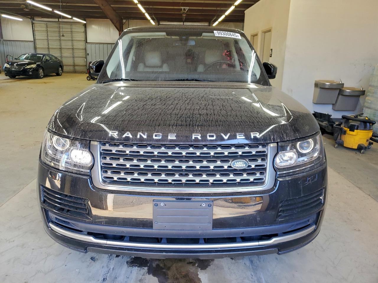 Land Rover Range Rover Image 5