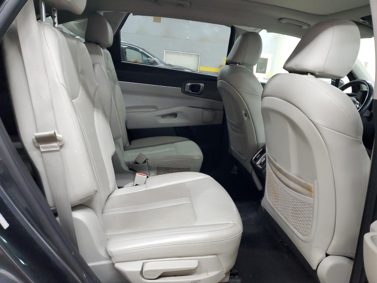 Kia Sorento Ex Image 7