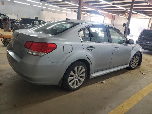 Subaru Legacy 2.5i Limited Image 8