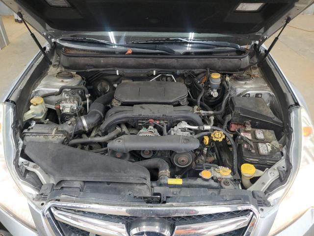 Subaru Legacy 2.5i Limited Image 10