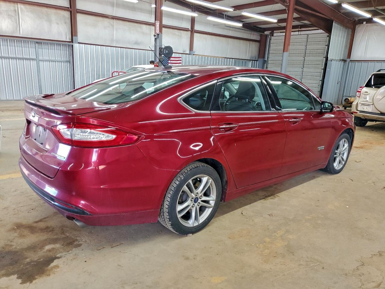 Ford Fusion Titanium Phev Image 6