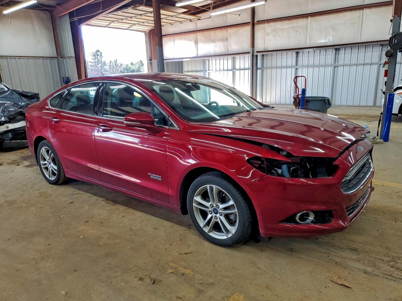 Ford Fusion Titanium Phev Image 4