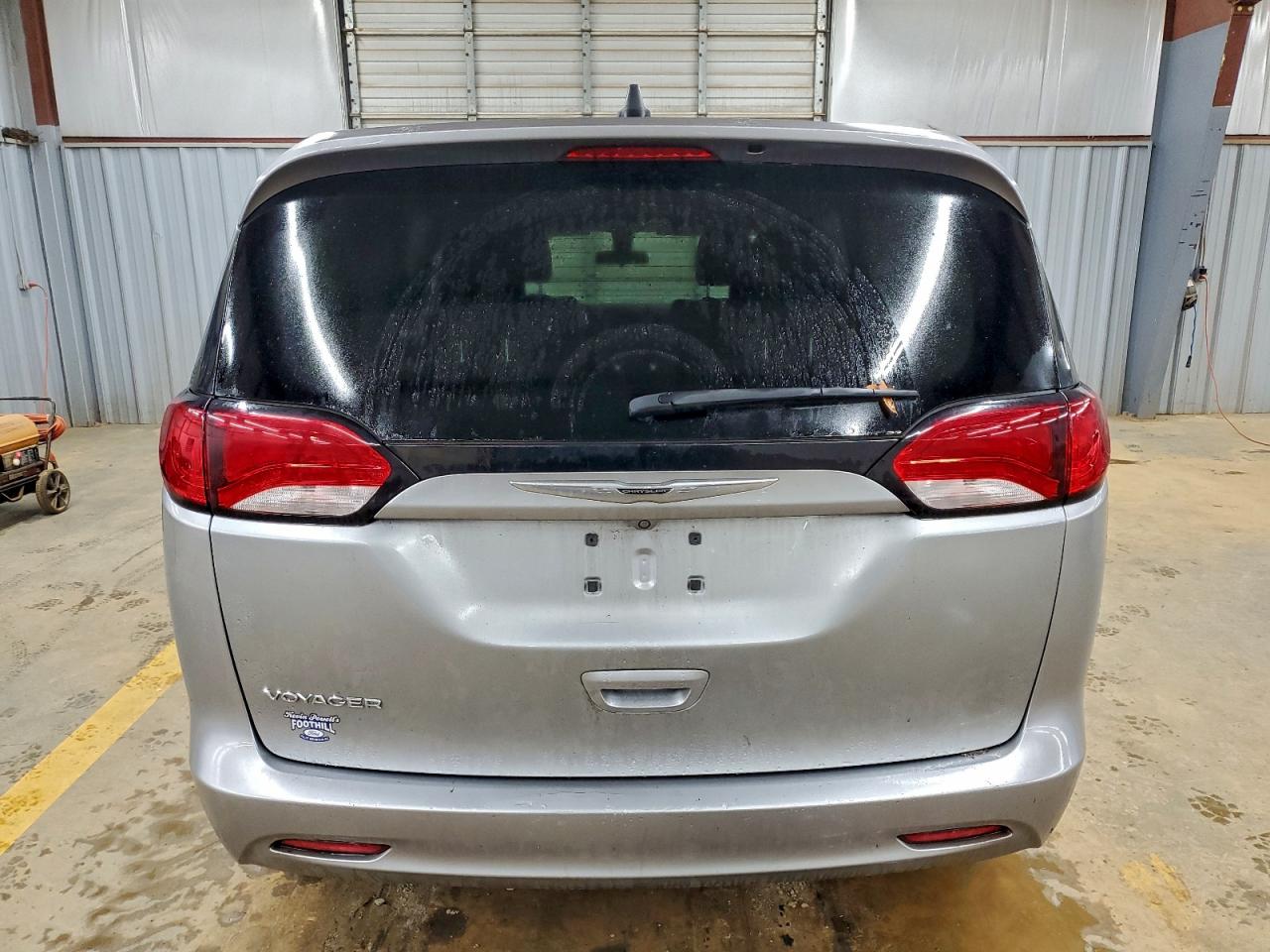 Chrysler Minivan Lx Image 11