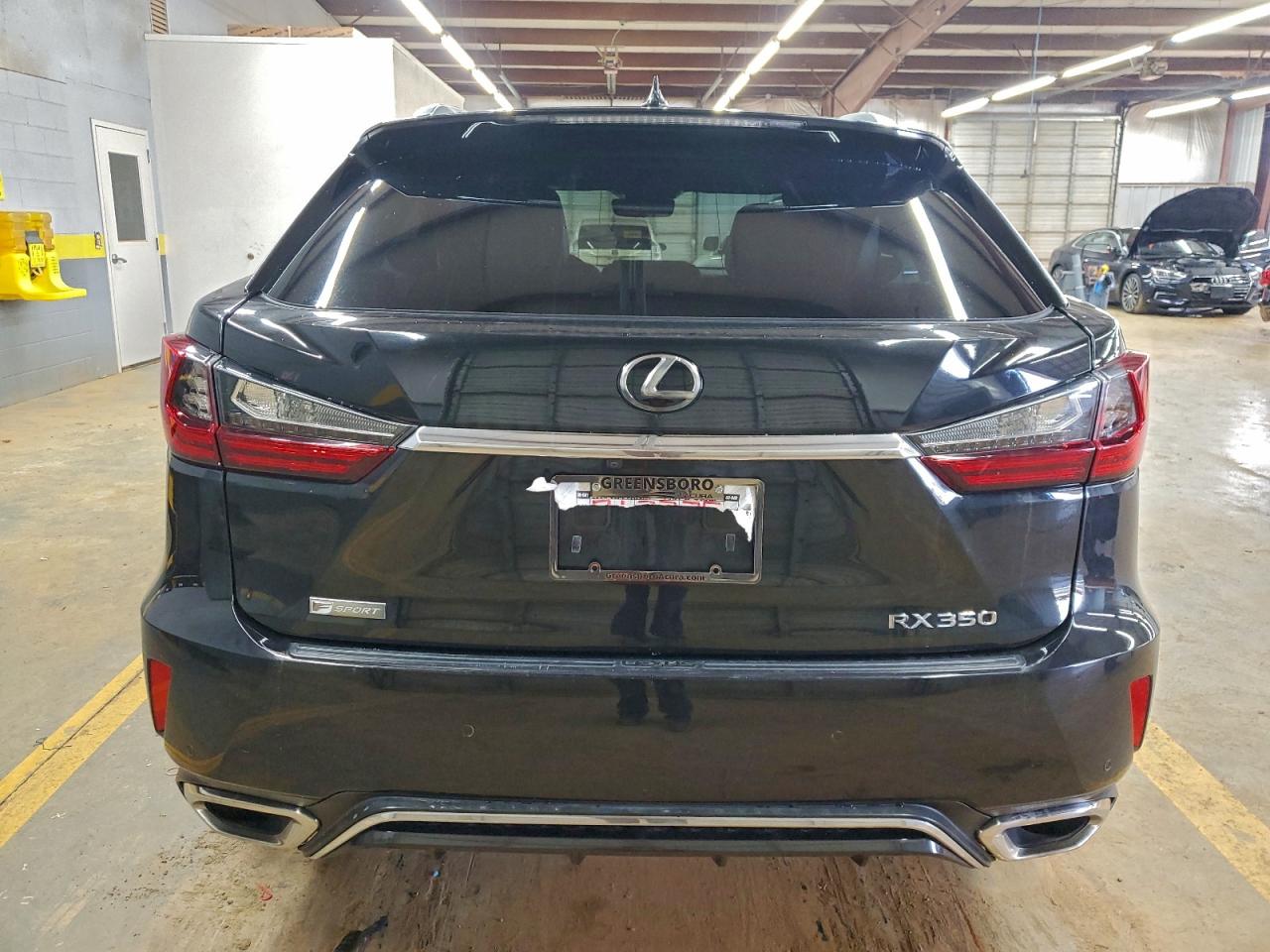 Lexus RX 350 Base Image 3