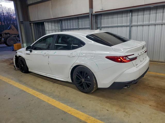 Toyota Camry Xse Image 7