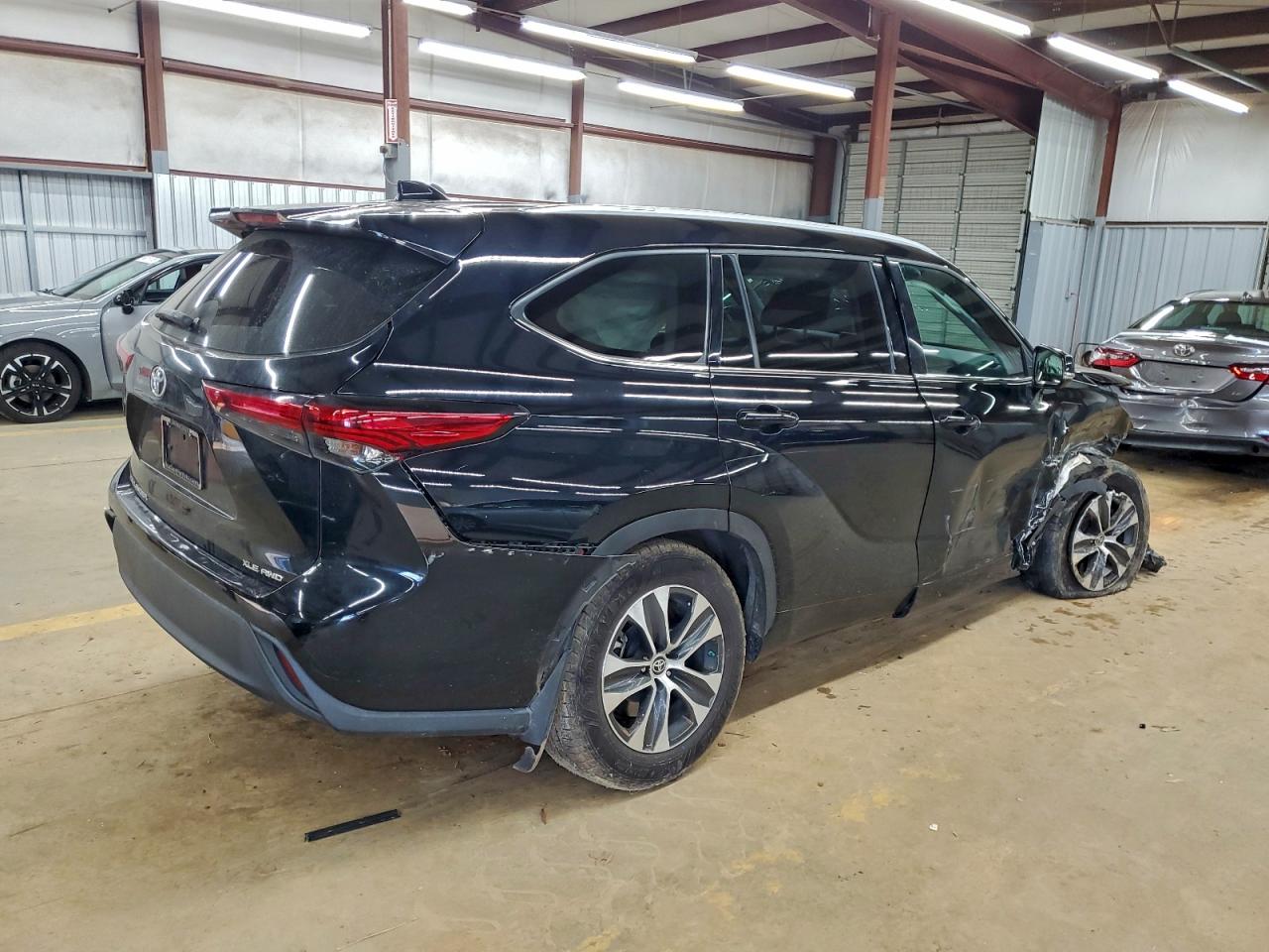 Toyota Highlander Xle Image 11