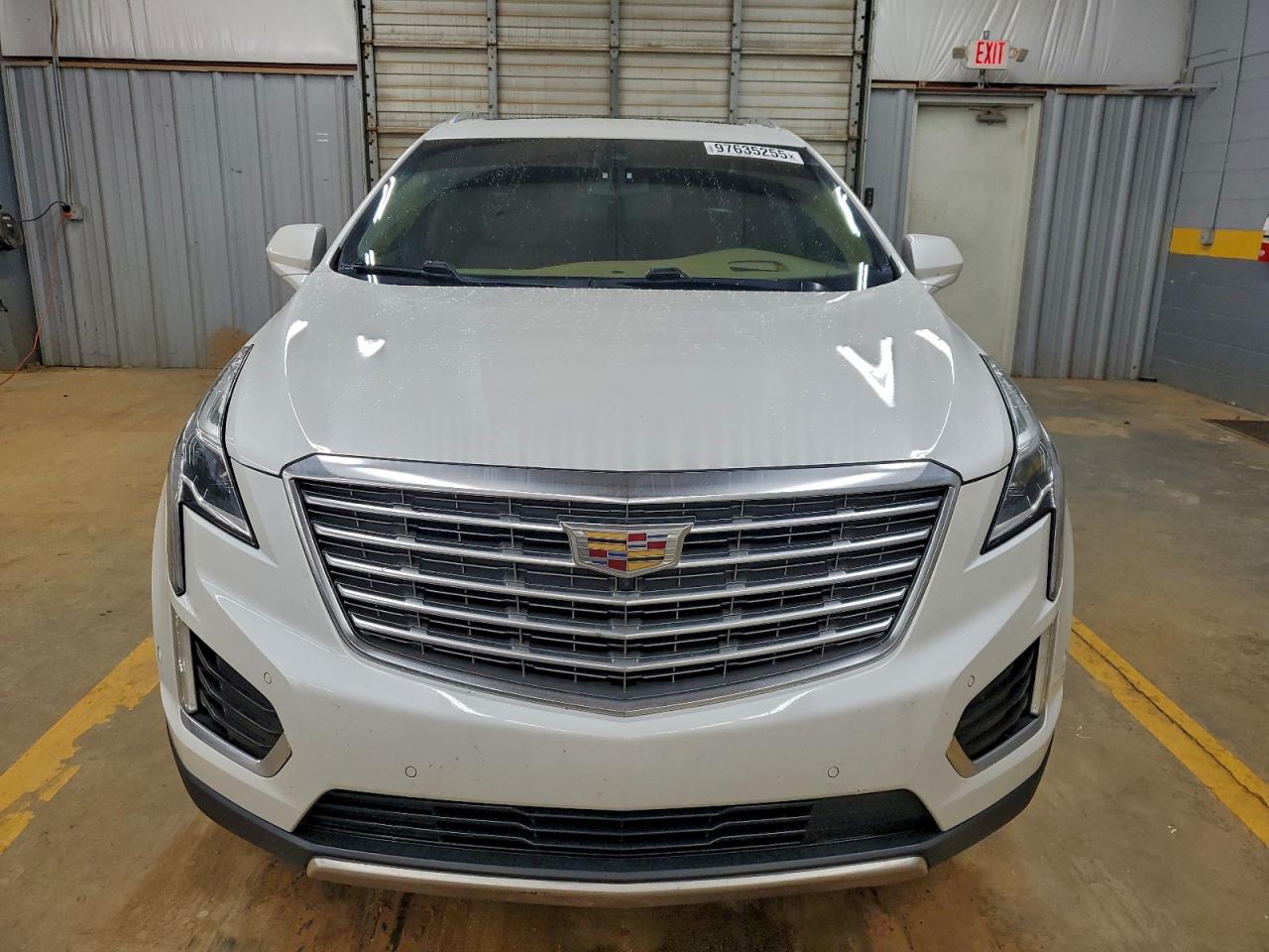 Cadillac XT5 Platinum Image 9