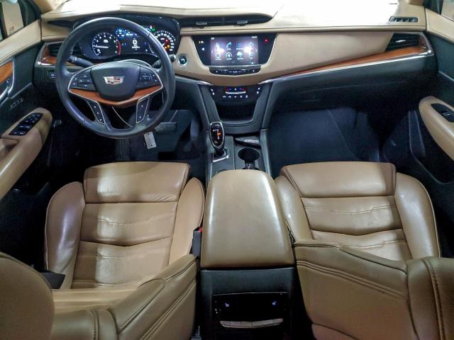 Cadillac XT5 Platinum Image 13