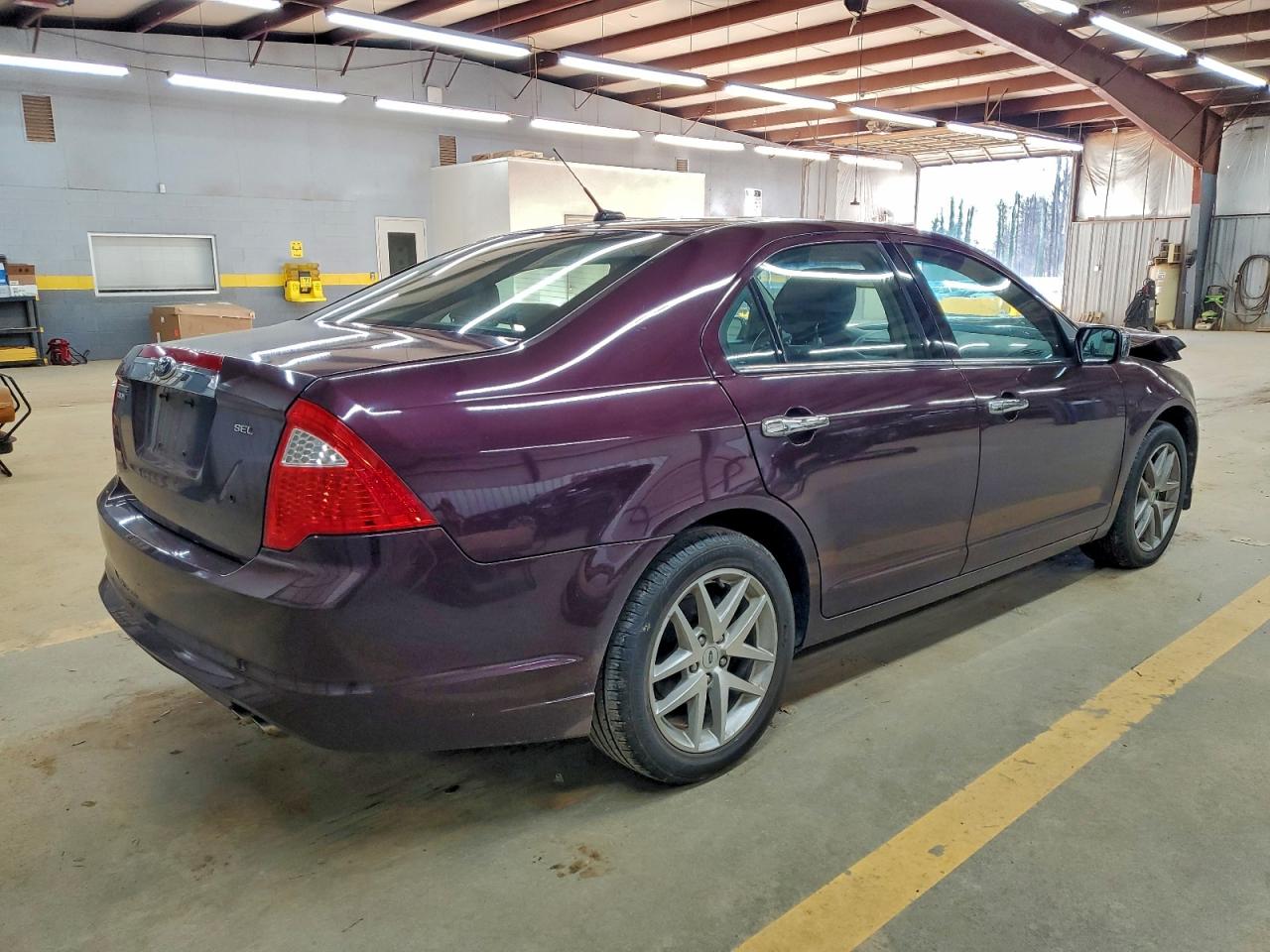 Ford Fusion Sel Image 2
