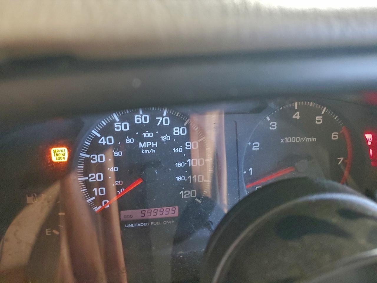 Nissan Pathfinder Xe Image 4