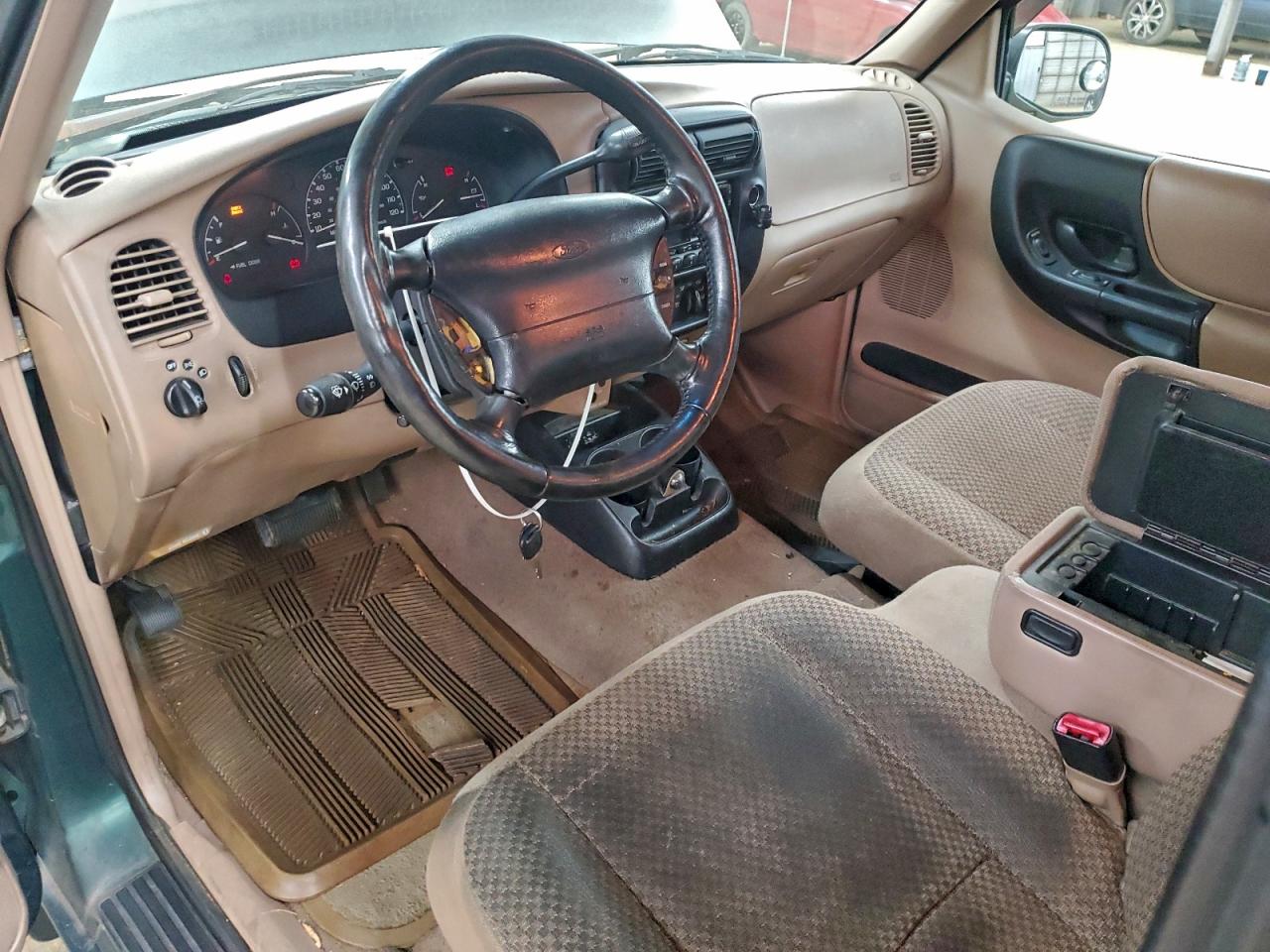 Ford Ranger Super Cab Image 4