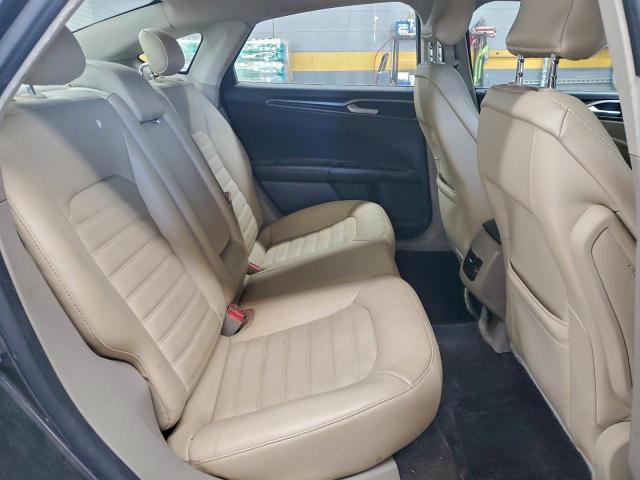 Ford Fusion Se Image 9