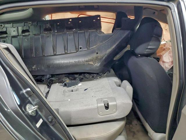 Honda Insight Image 11