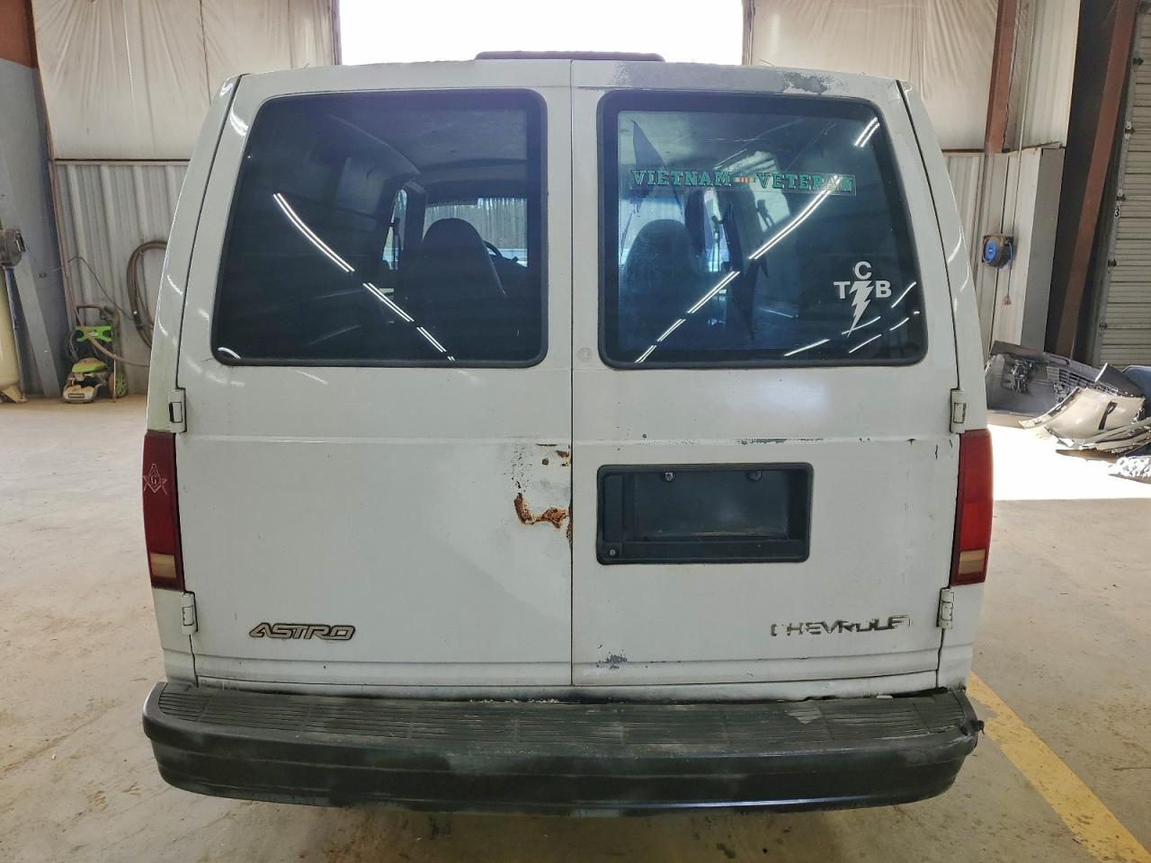 Chevrolet Astro Image 7